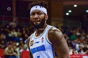 mk体育入口-外援三大将皆发挥！半场杰曼11+4+7&amp;奥莫特12+3&amp;所罗门8+4+2