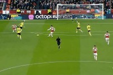 mk体育亚洲-【英超】特罗萨尔、萨利巴破门 阿森纳3比1伯恩利