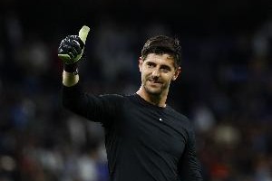 mk体育亚洲-西媒：皇马将打破30+岁球员一年一签的惯例，和库尔图瓦续约2年