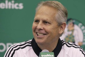 mk体育入口-安吉：球队战绩不佳责任在我 绿军并非争冠球队